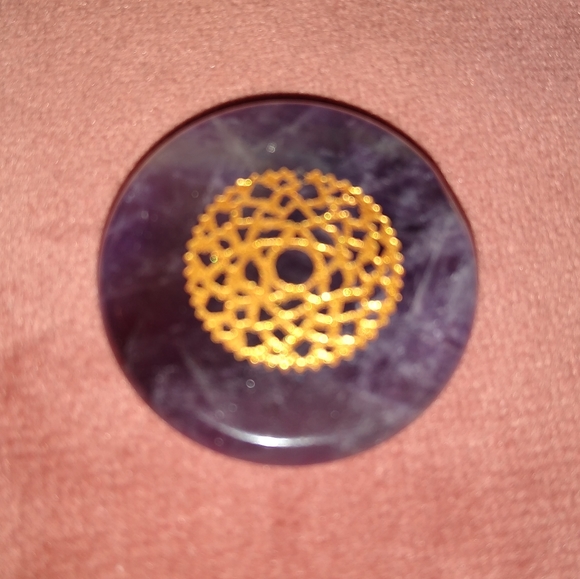 Purple Amethyst Palm Stone Crown Chakra Gem Disc Pocket Gemstone Worry Rock - Picture 5 of 7